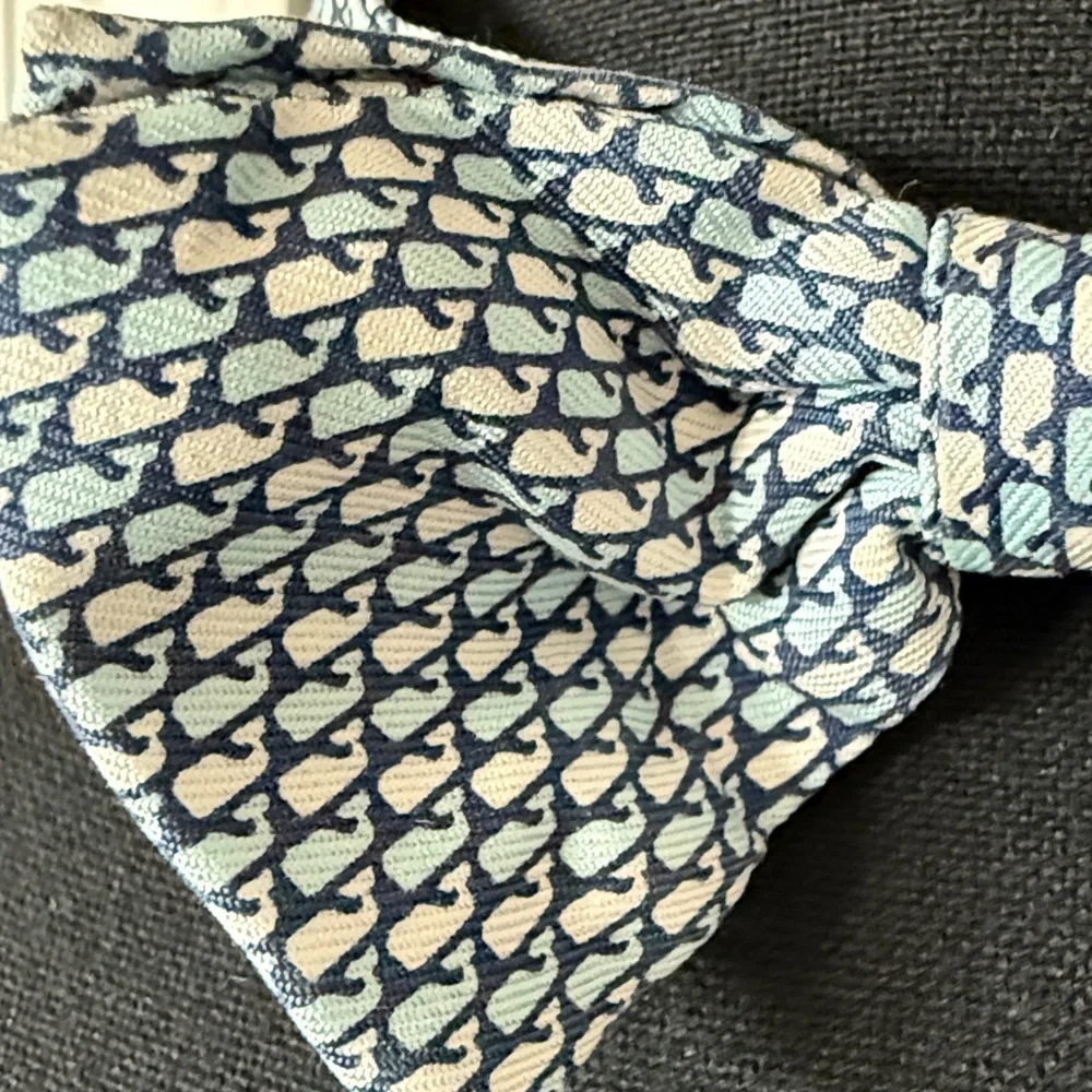 Vineyard Vines navy white